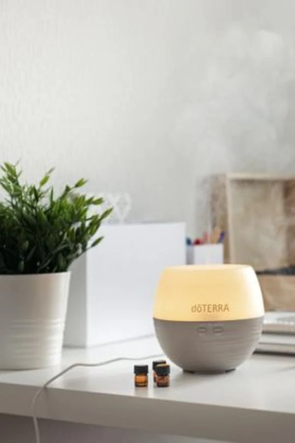 doTERRA Petal Diffuser with Lavender and Wild Orange - Image 4