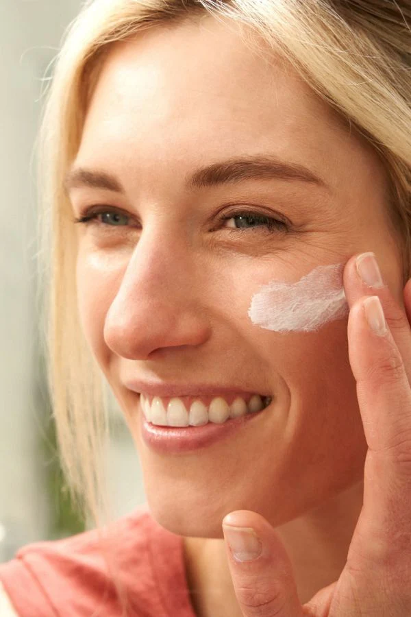 doTERRA Mineral Sunscreen Face Moisturizer - Image 3