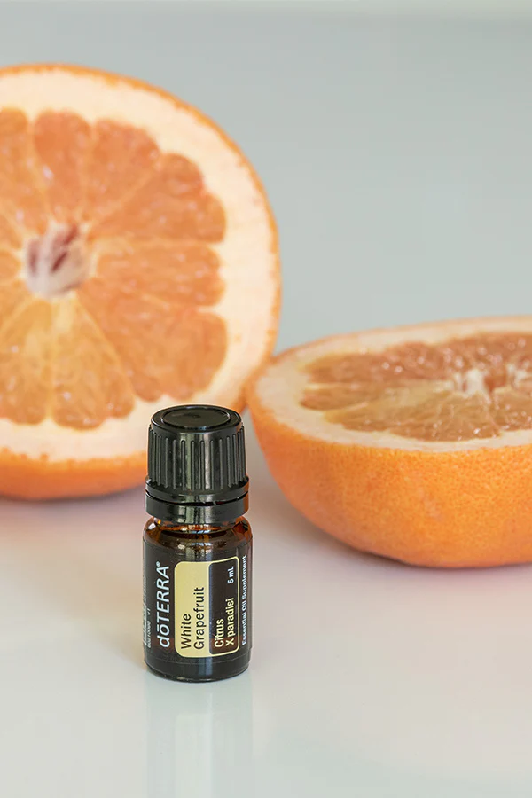 doTERRA White Grapefruit Essential Oil - Image 2